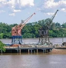Uruguay River Swells: Route 94 Closed in Corrientes Due to Flooding